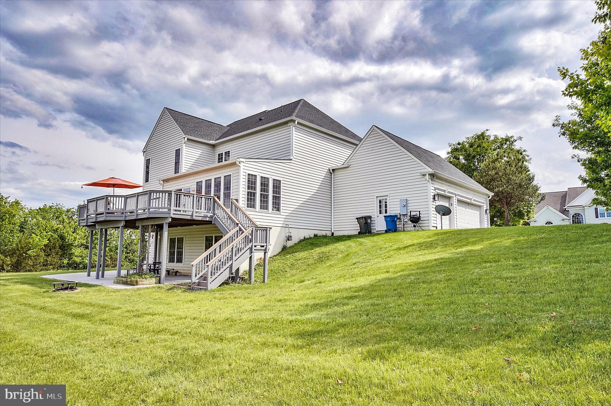 THE RIDINGS AT BLUE SPRING - Residential