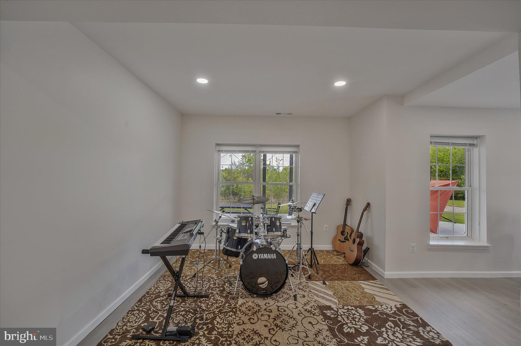 THE RIDINGS AT BLUE SPRING - Residential