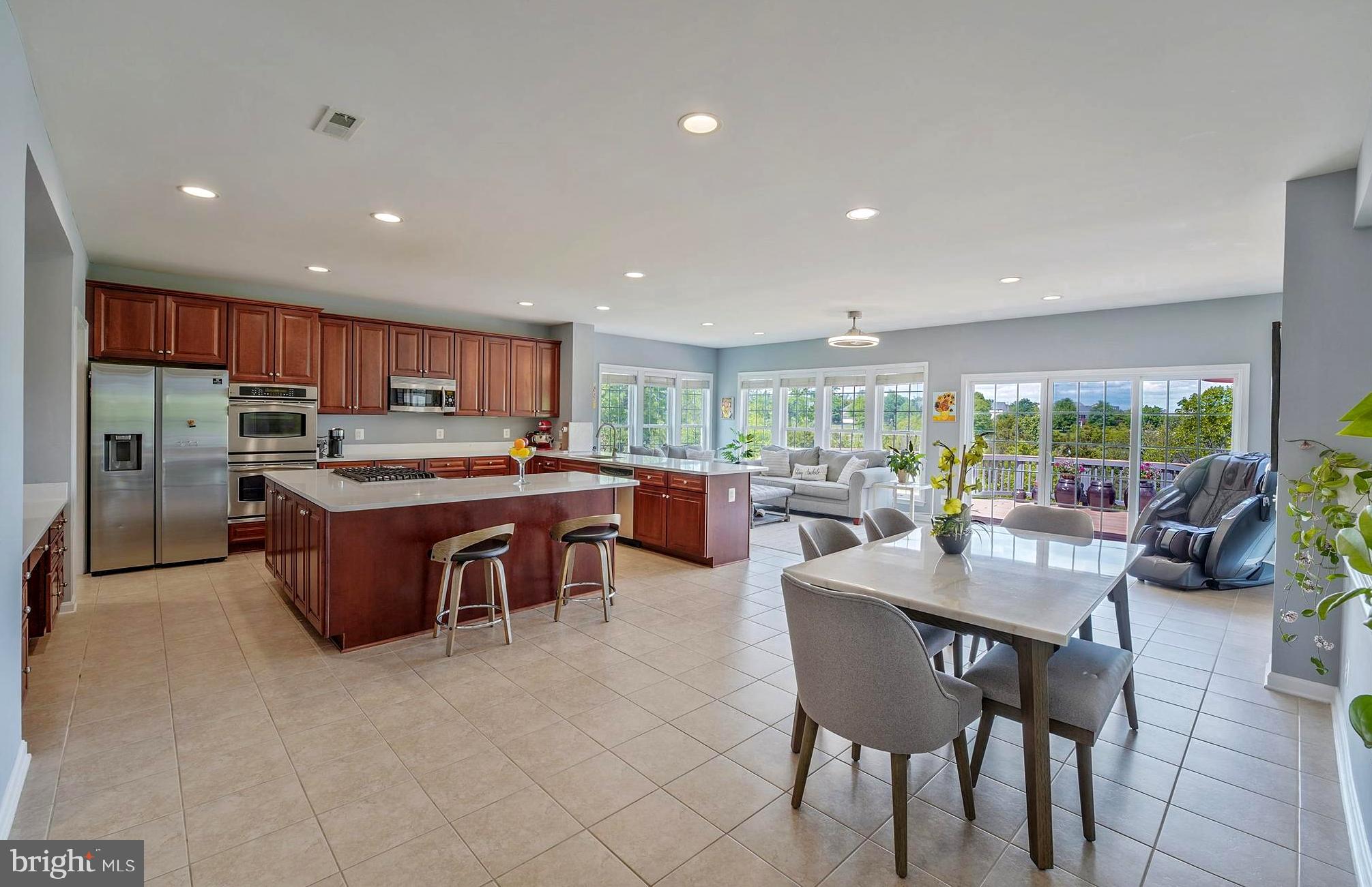THE RIDINGS AT BLUE SPRING - Residential