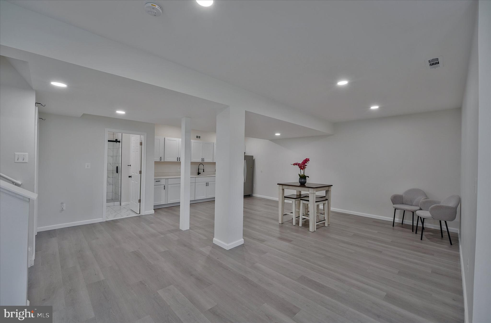 THE RIDINGS AT BLUE SPRING - Residential