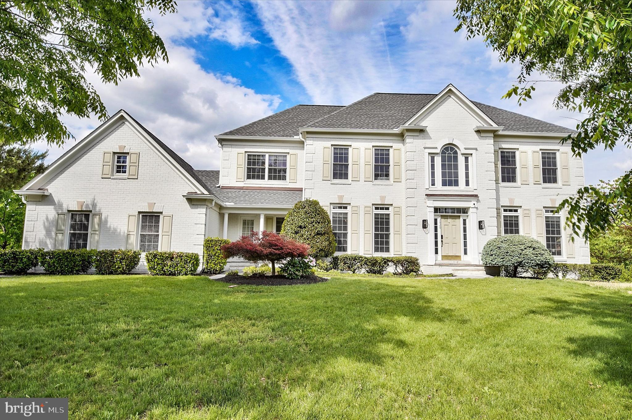 THE RIDINGS AT BLUE SPRING - Residential