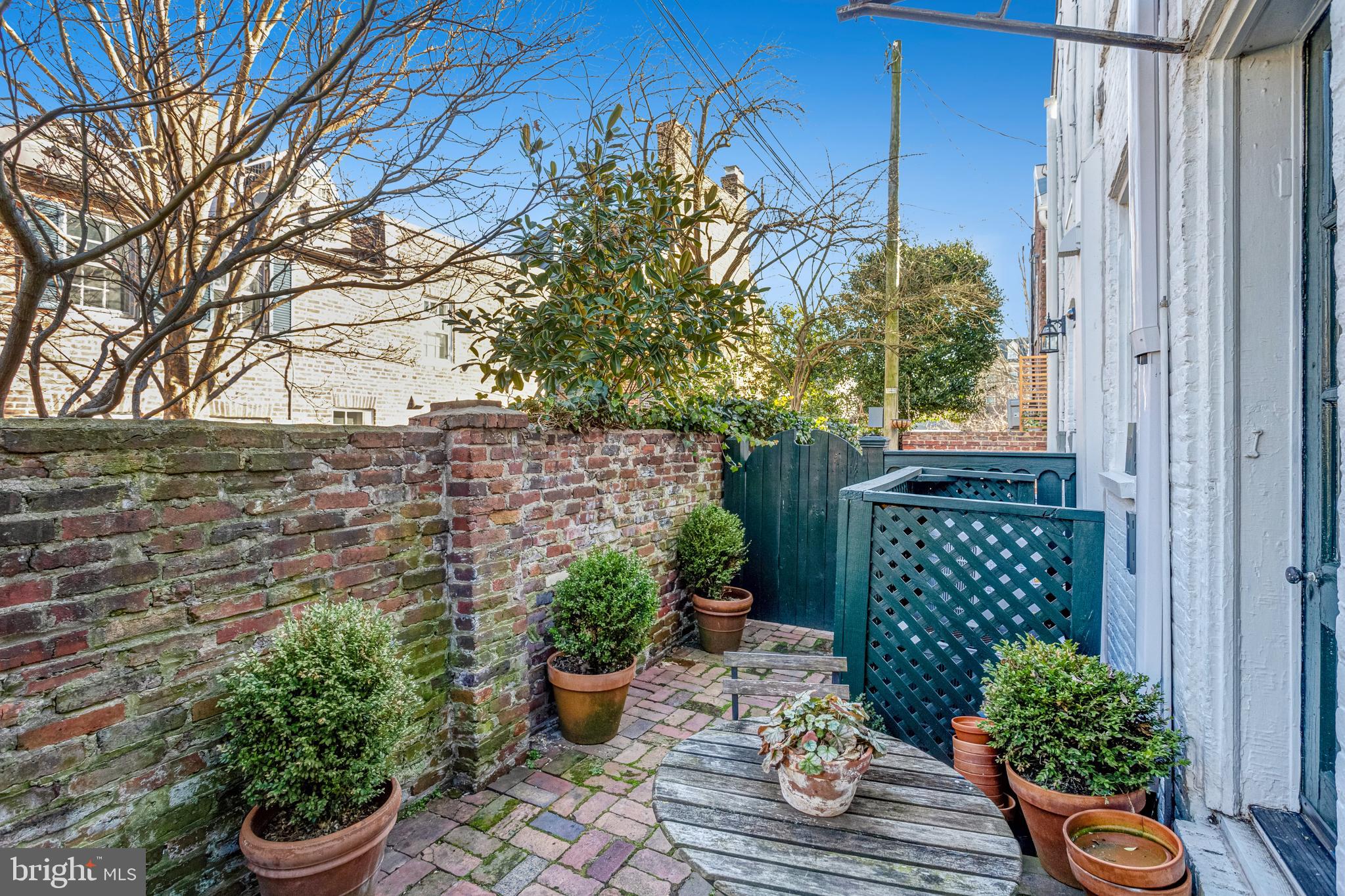 OLD TOWN - Residential