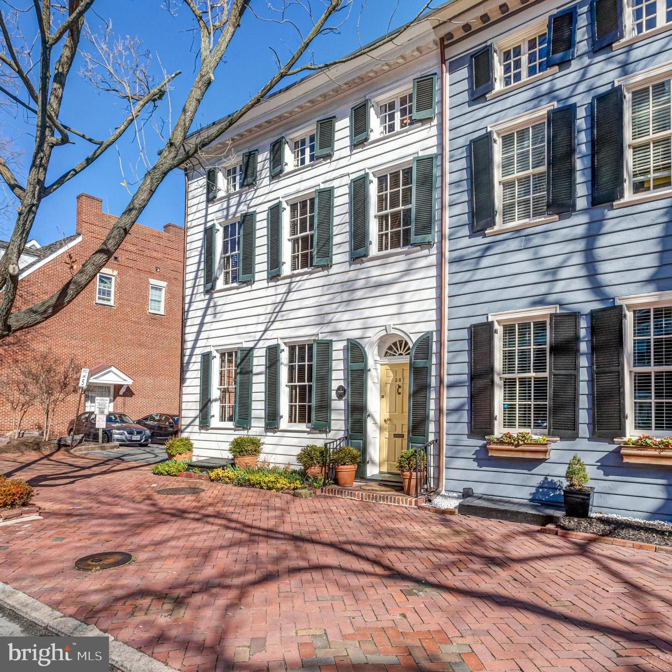 OLD TOWN - Residential