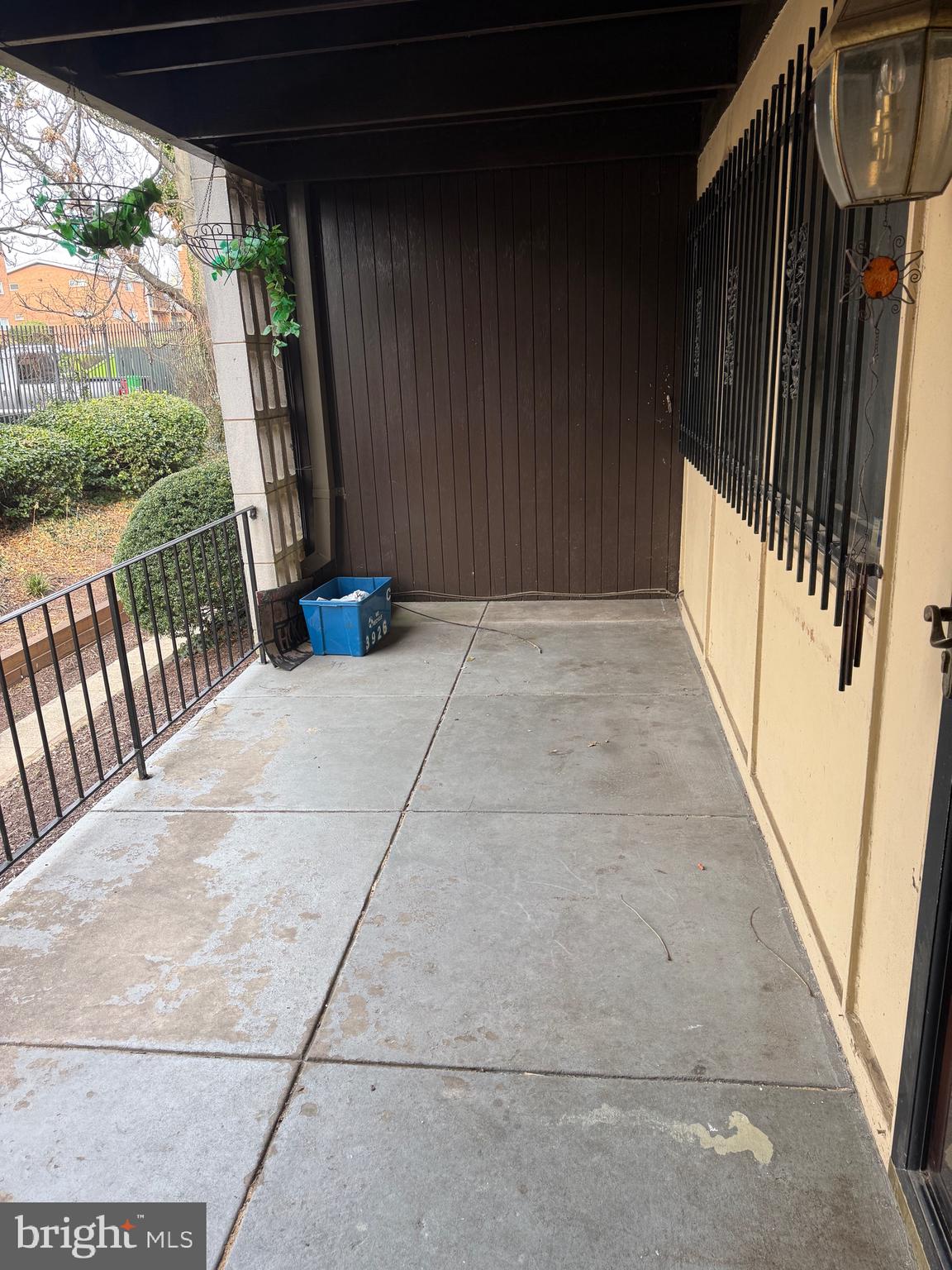 STONEGATE CONDO- PHASE I - Residential Lease