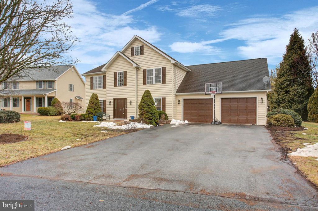 Photo of 463 Century Drive, GREENCASTLE, PA 17225 (MLS # PAFL2032530)