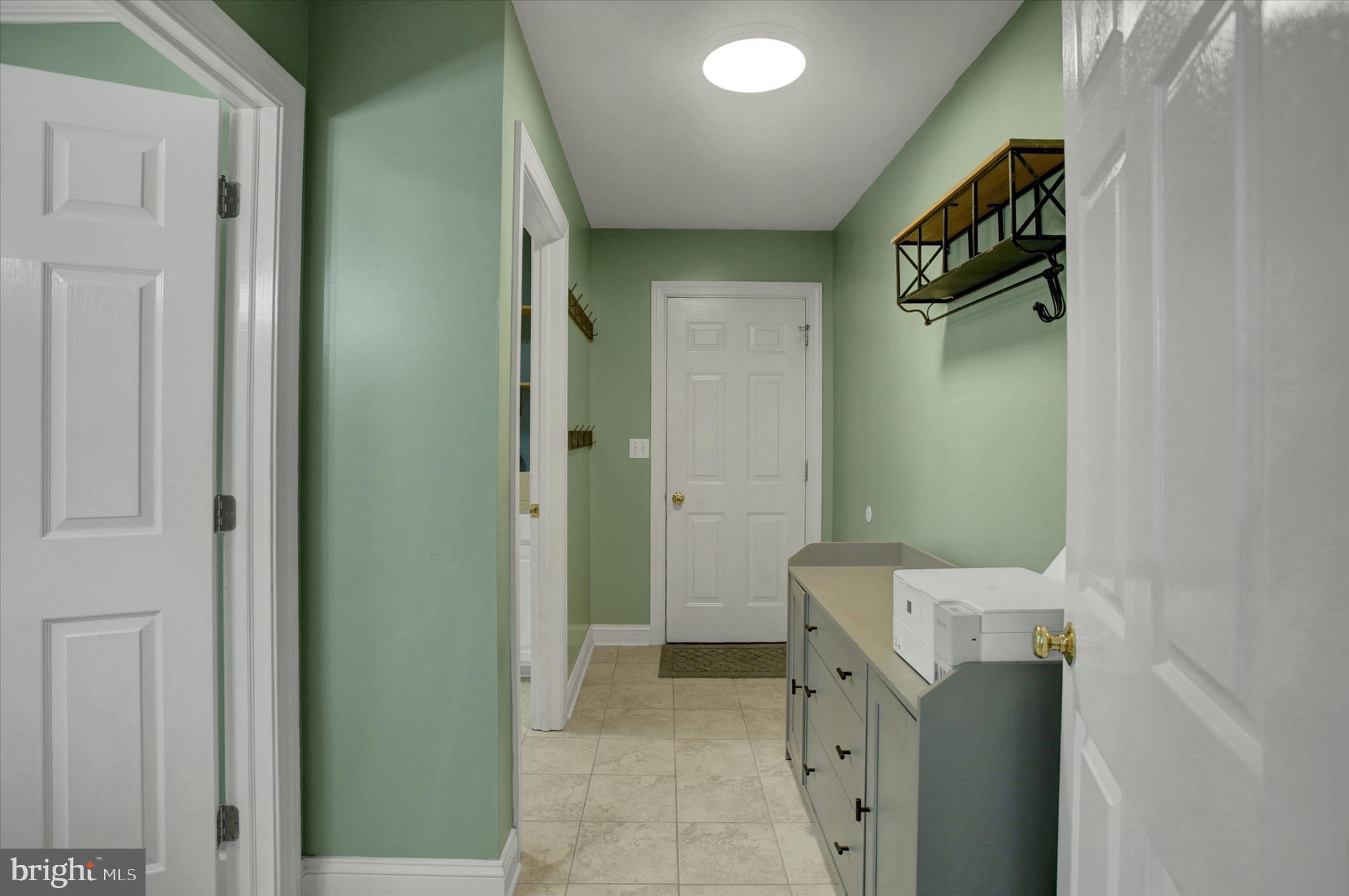 CENTURY MANOR - Residential