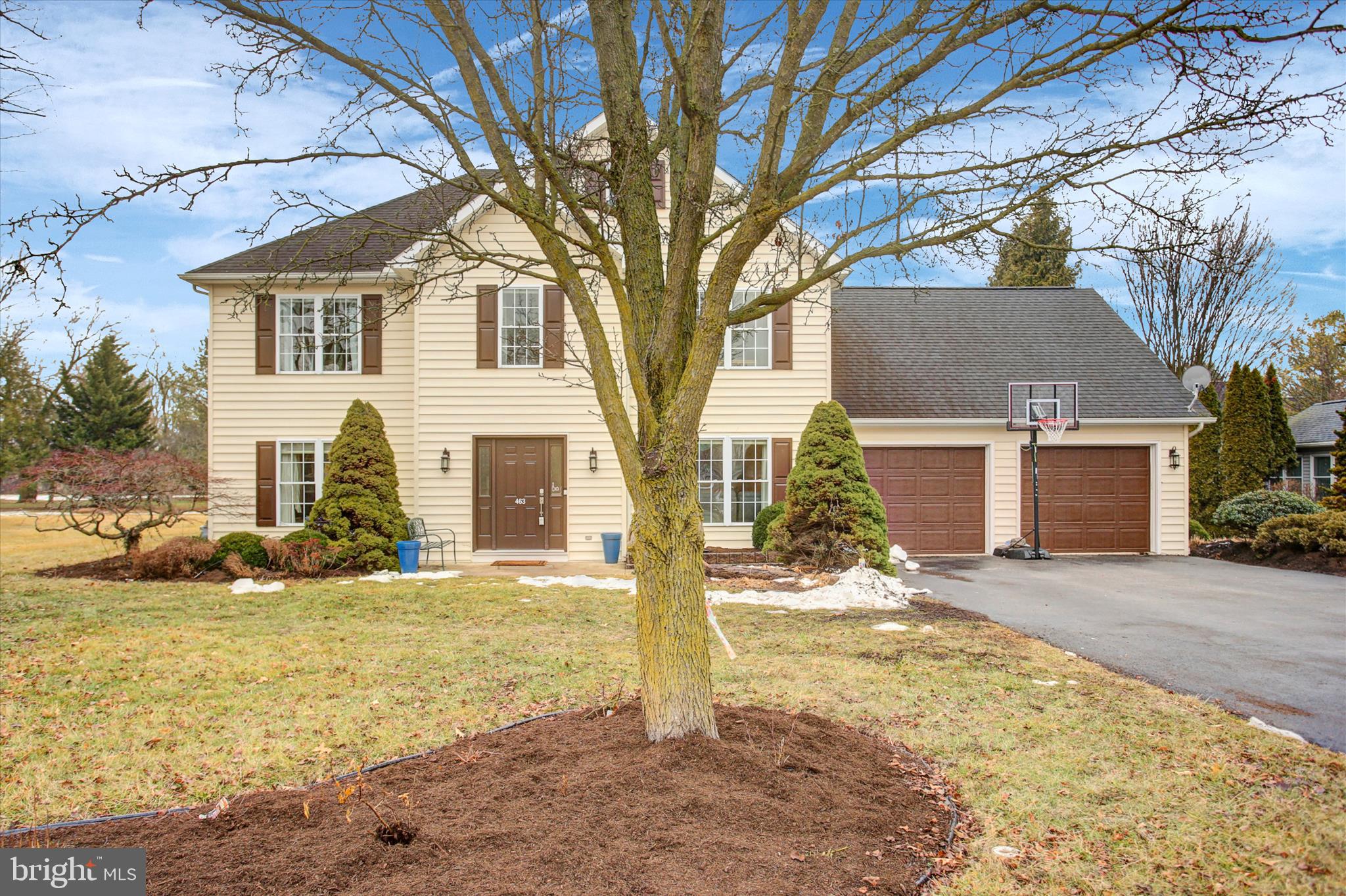 CENTURY MANOR - Residential