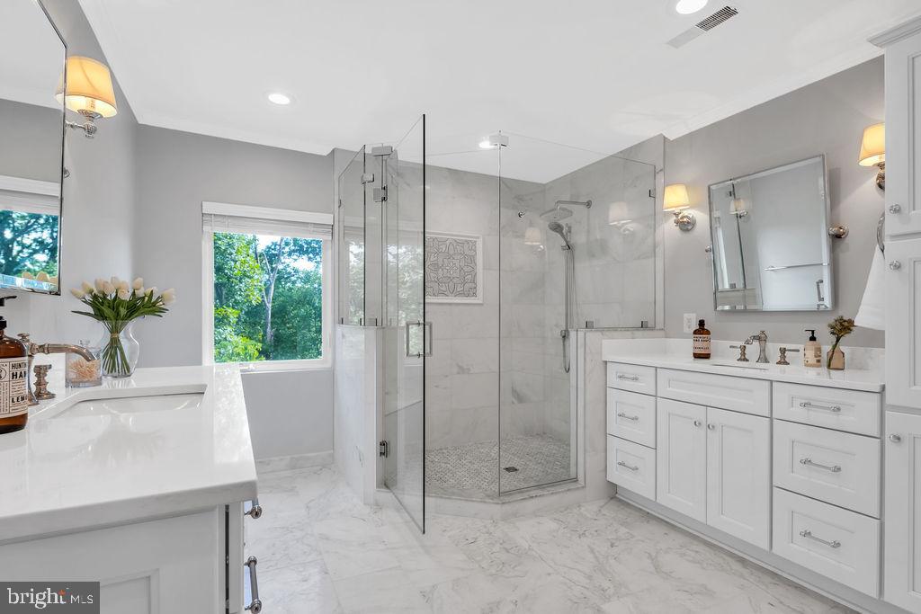 POTOMAC CROSSING - Residential