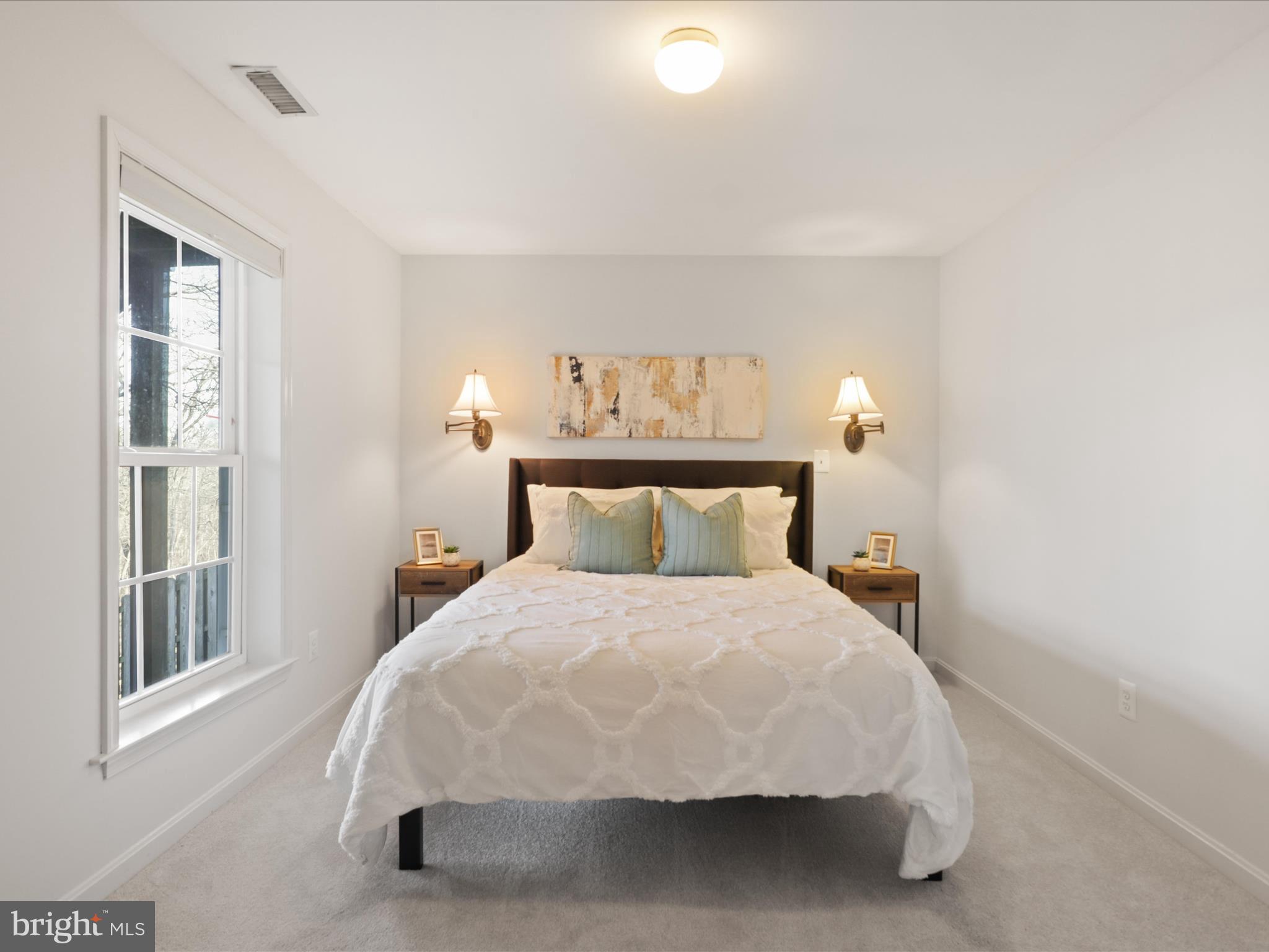 POTOMAC CROSSING - Residential