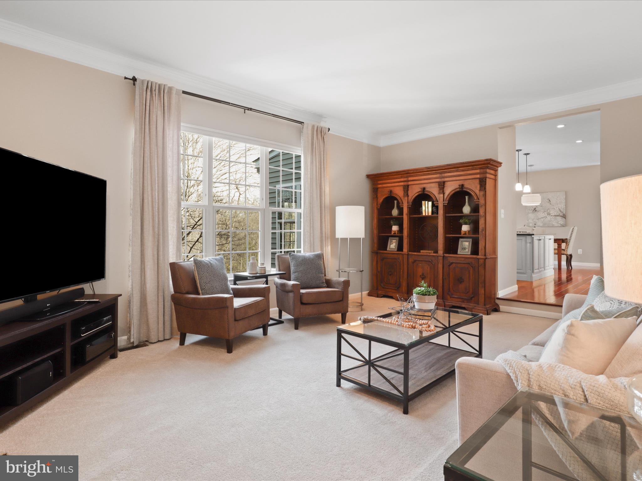 POTOMAC CROSSING - Residential