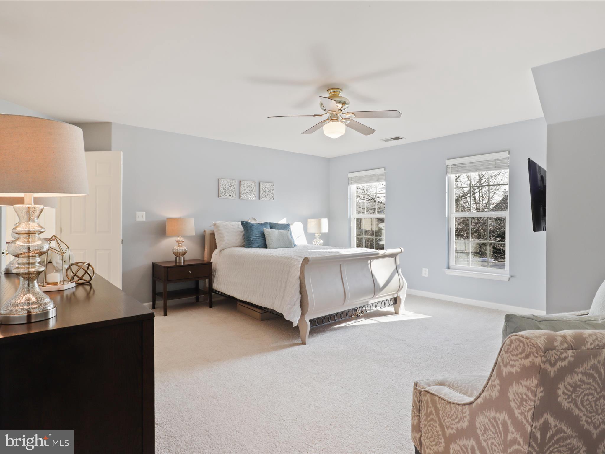 POTOMAC CROSSING - Residential