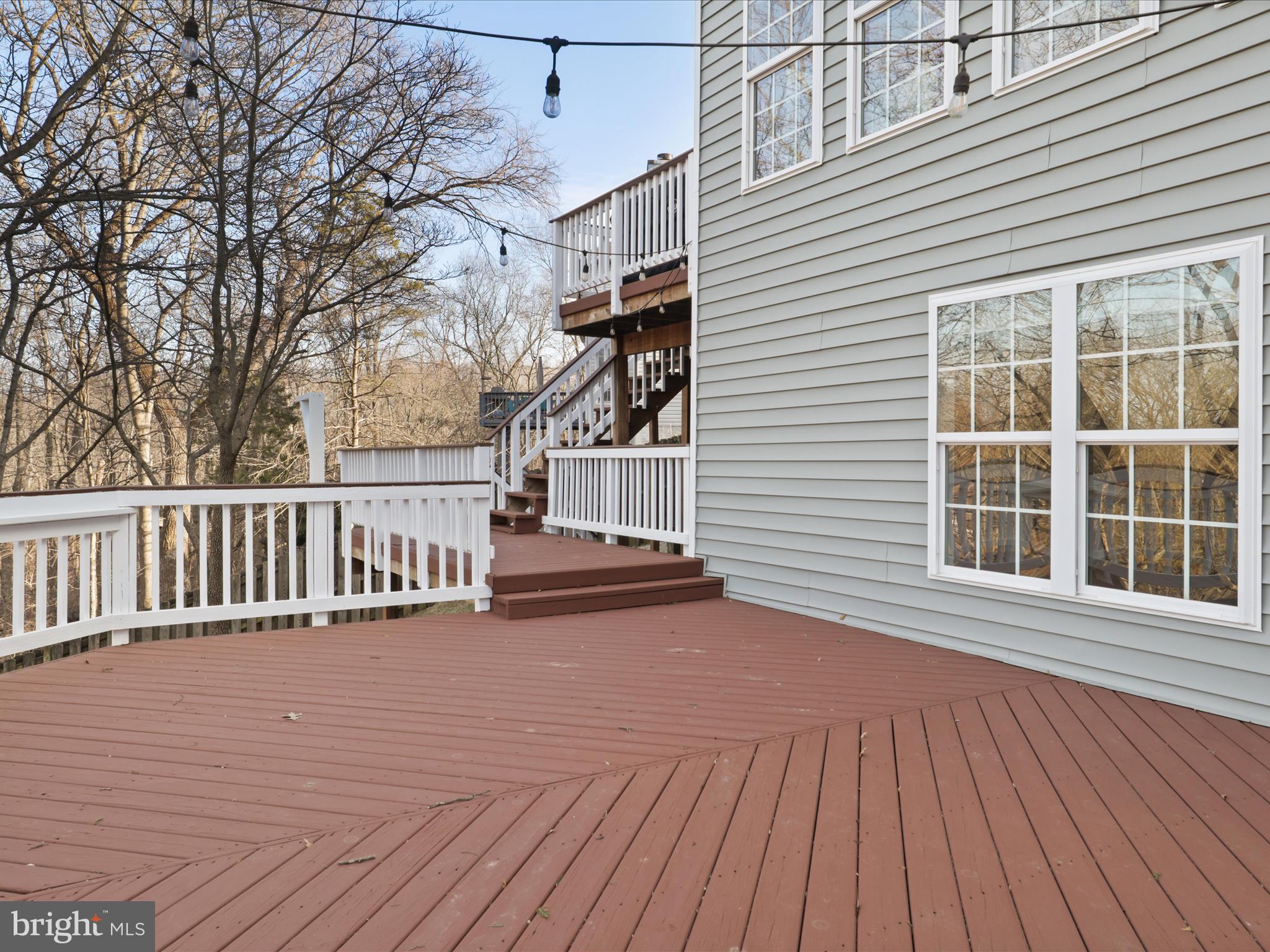 POTOMAC CROSSING - Residential