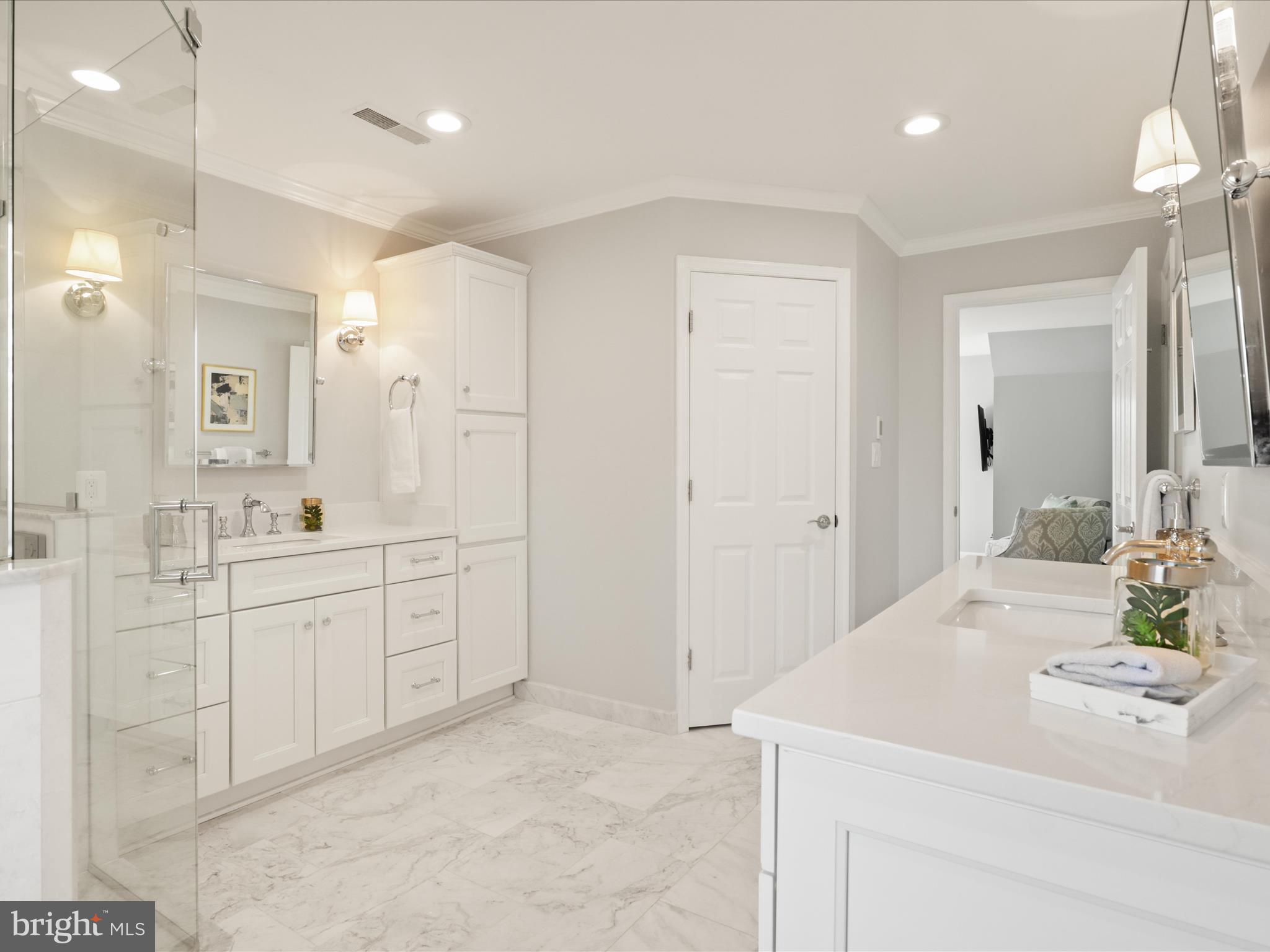 POTOMAC CROSSING - Residential