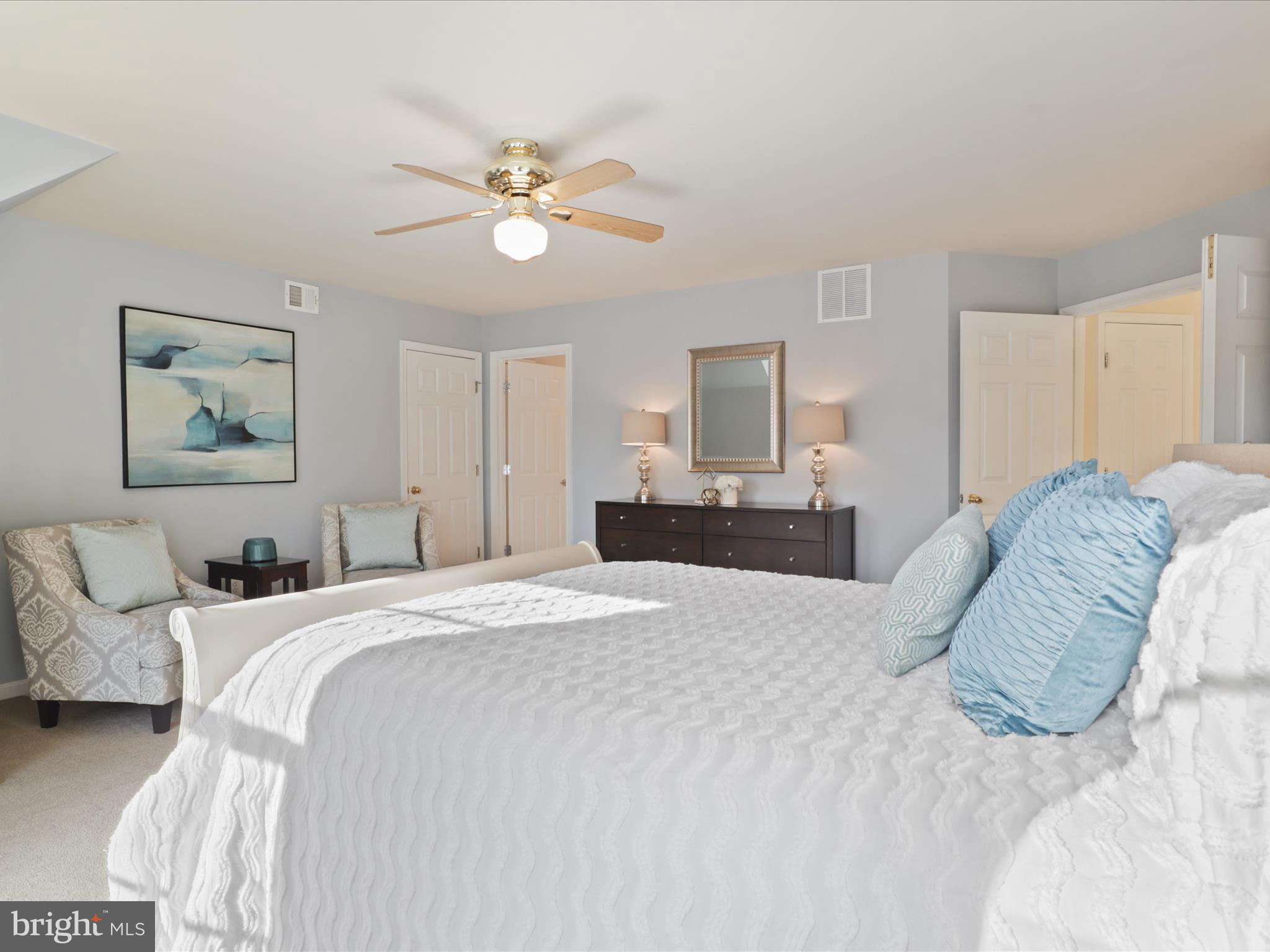 POTOMAC CROSSING - Residential