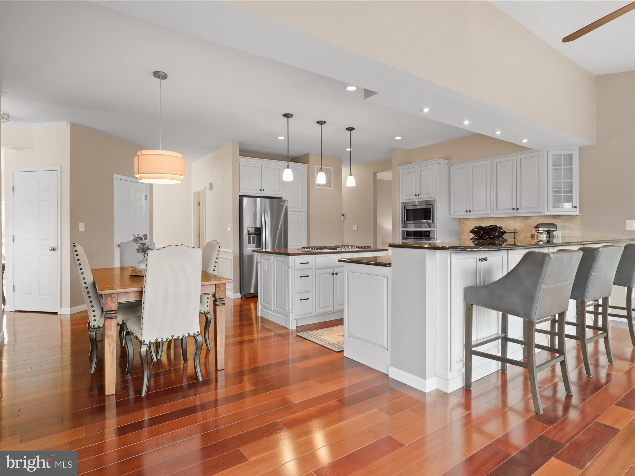 POTOMAC CROSSING - Residential