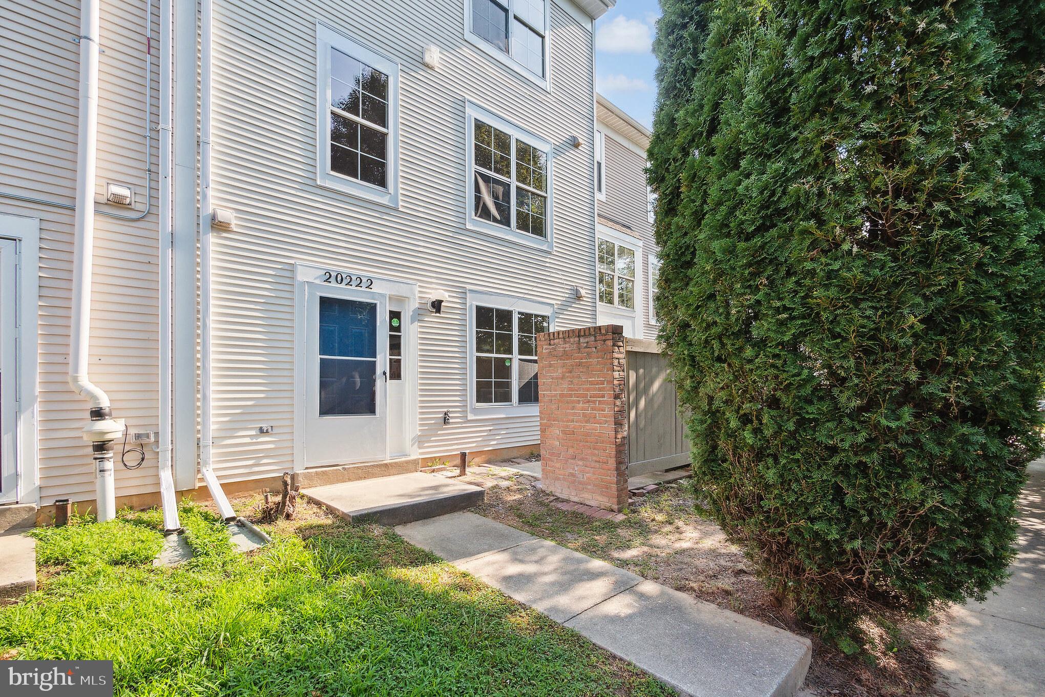 MONTGOMERY VILLAGE - Residential