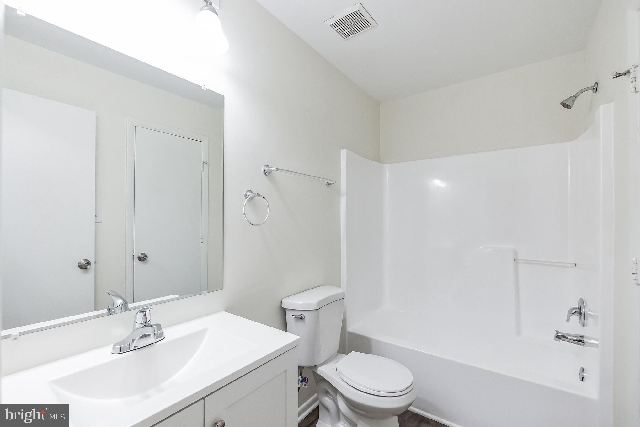 MONTGOMERY VILLAGE - Residential