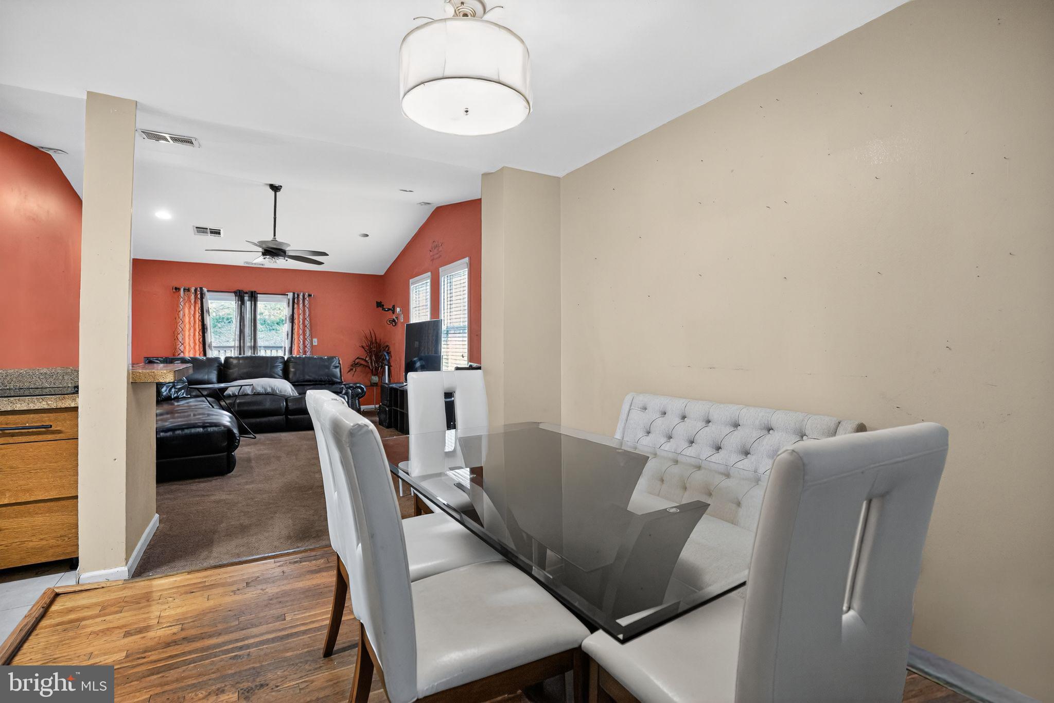 HARTFORD HILLS - Residential