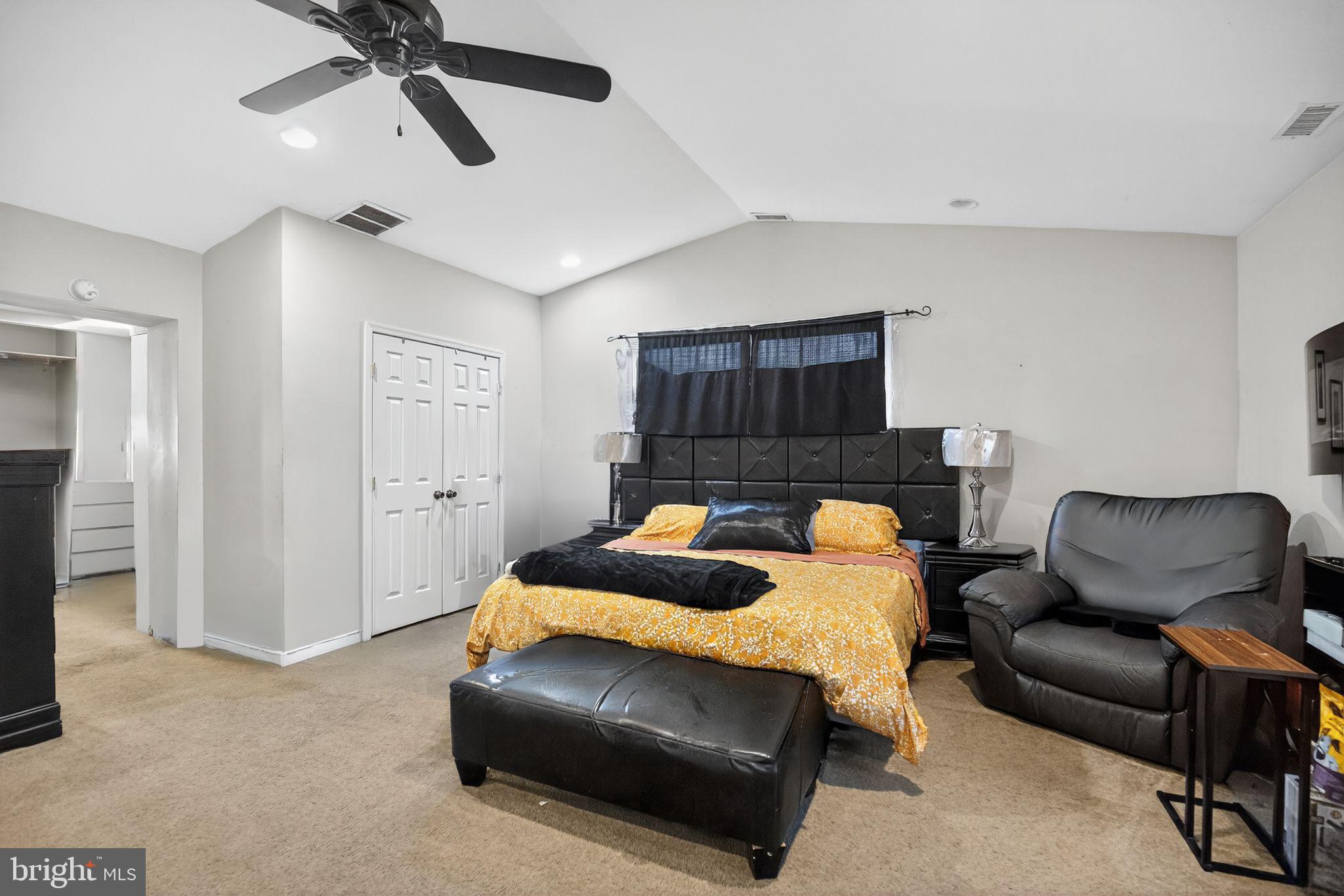 HARTFORD HILLS - Residential