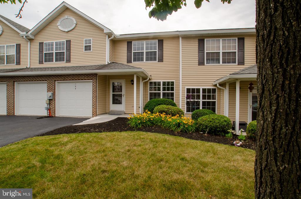 107 PEREGRINE LANE