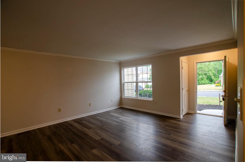 107 PEREGRINE LANE