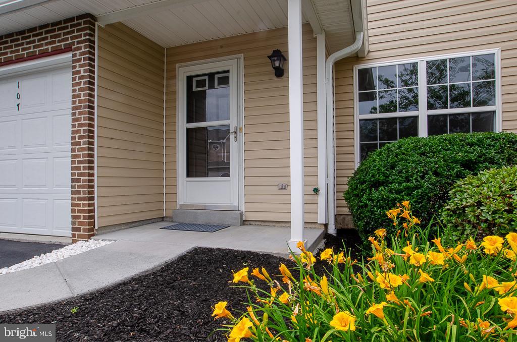 107 PEREGRINE LANE