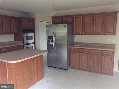 MAPLE GROVE - Residential Lease