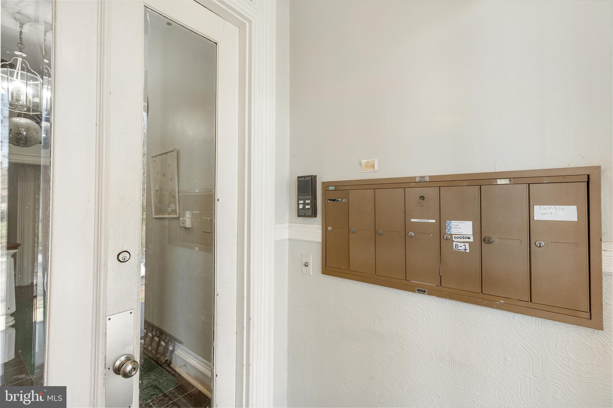 1410 & 1412 DELAWARE AVENUE