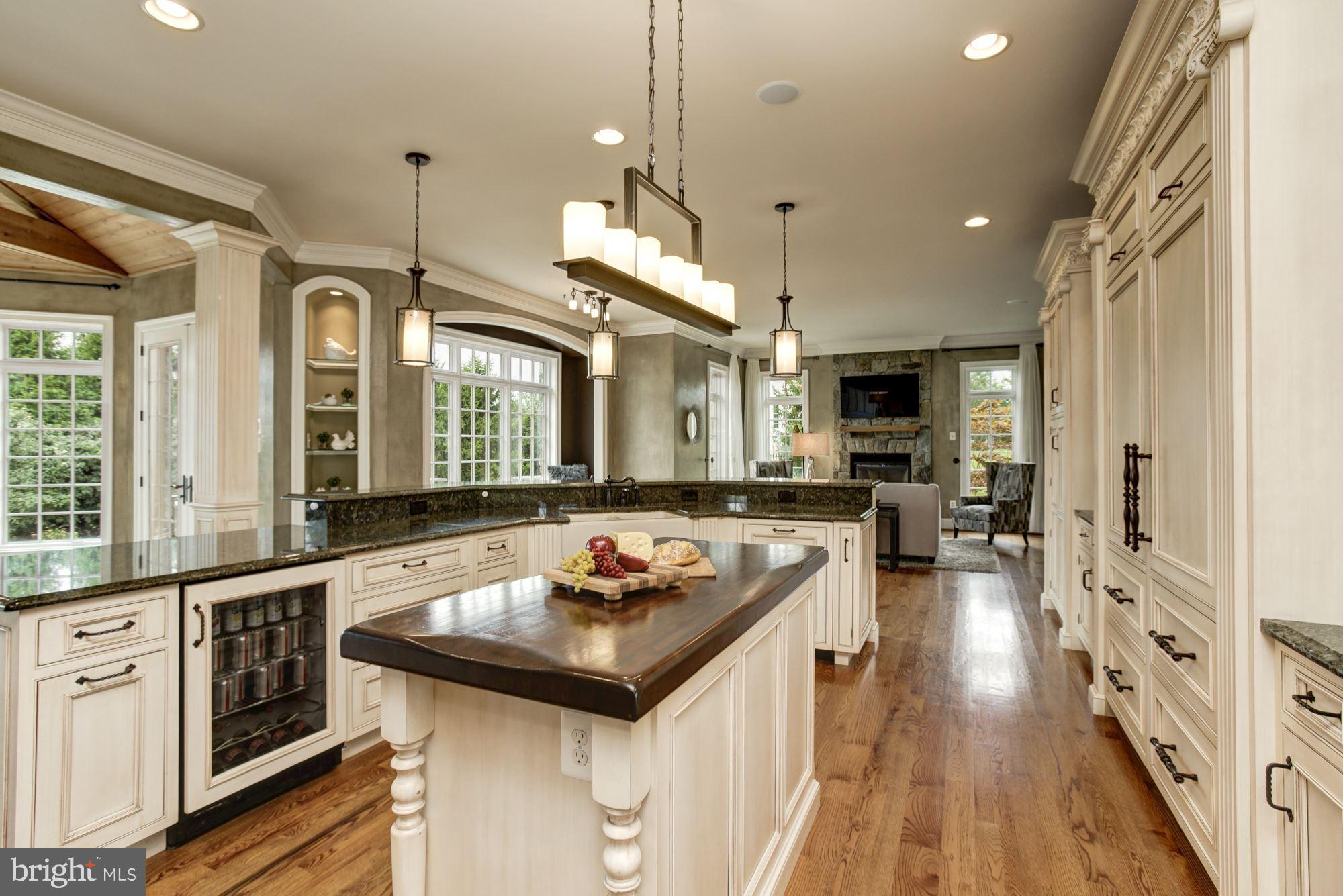 FOX MEADOW - Residential