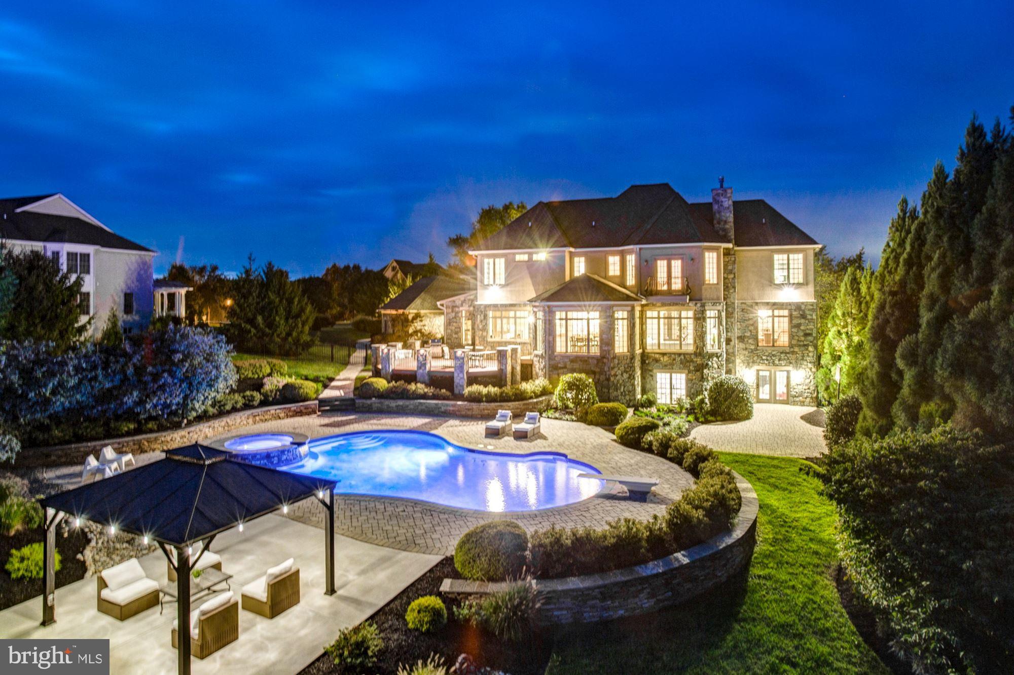 FOX MEADOW - Residential