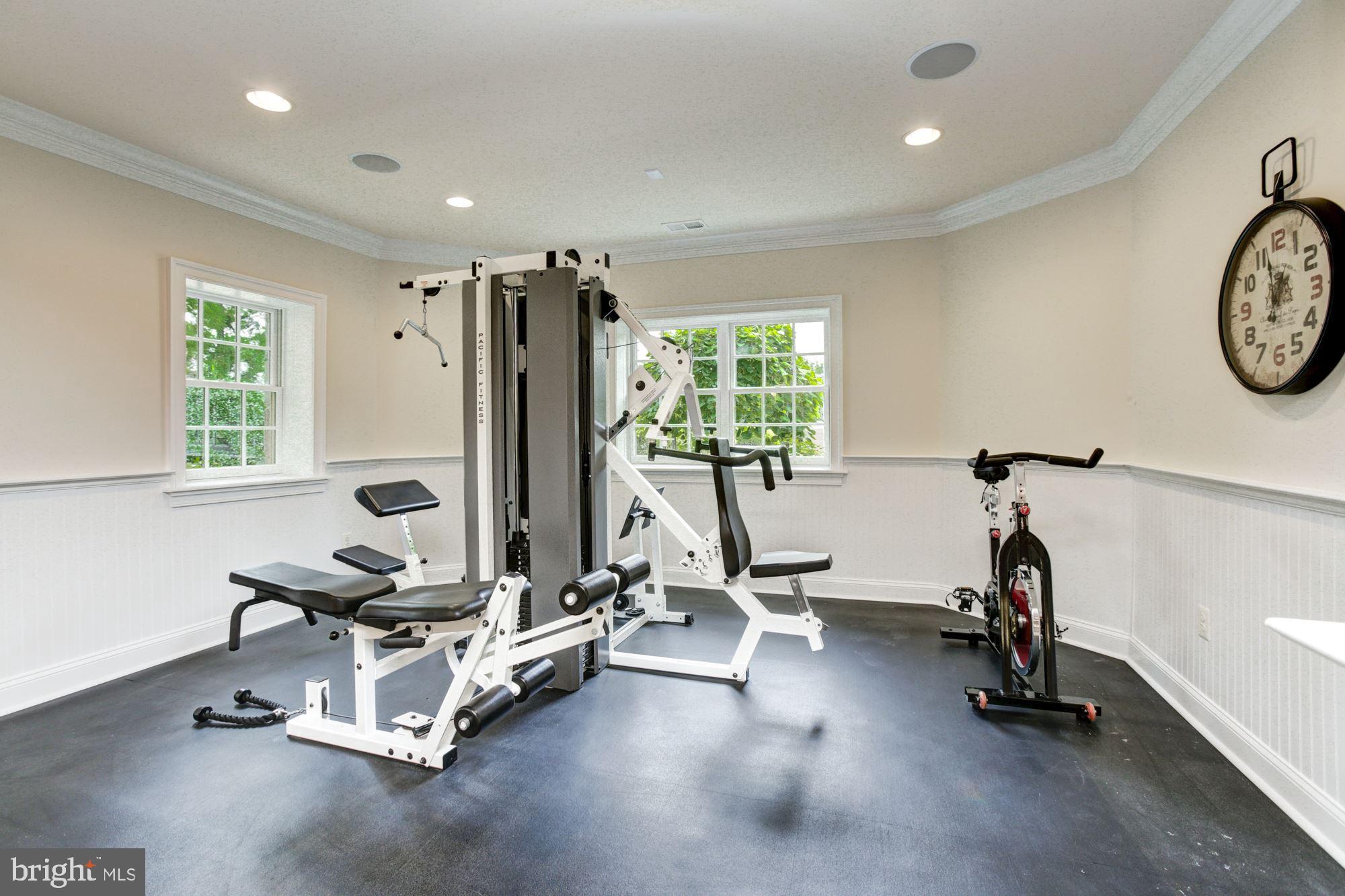 FOX MEADOW - Residential