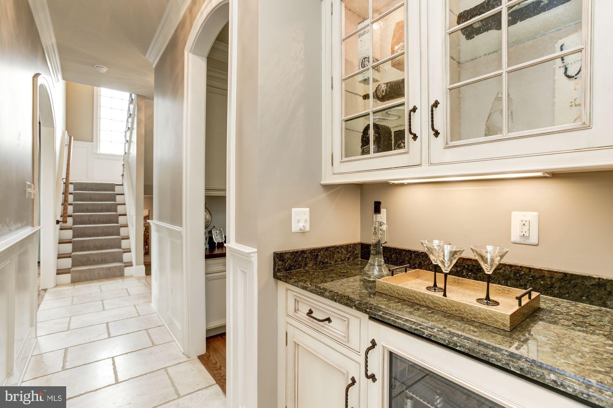 FOX MEADOW - Residential