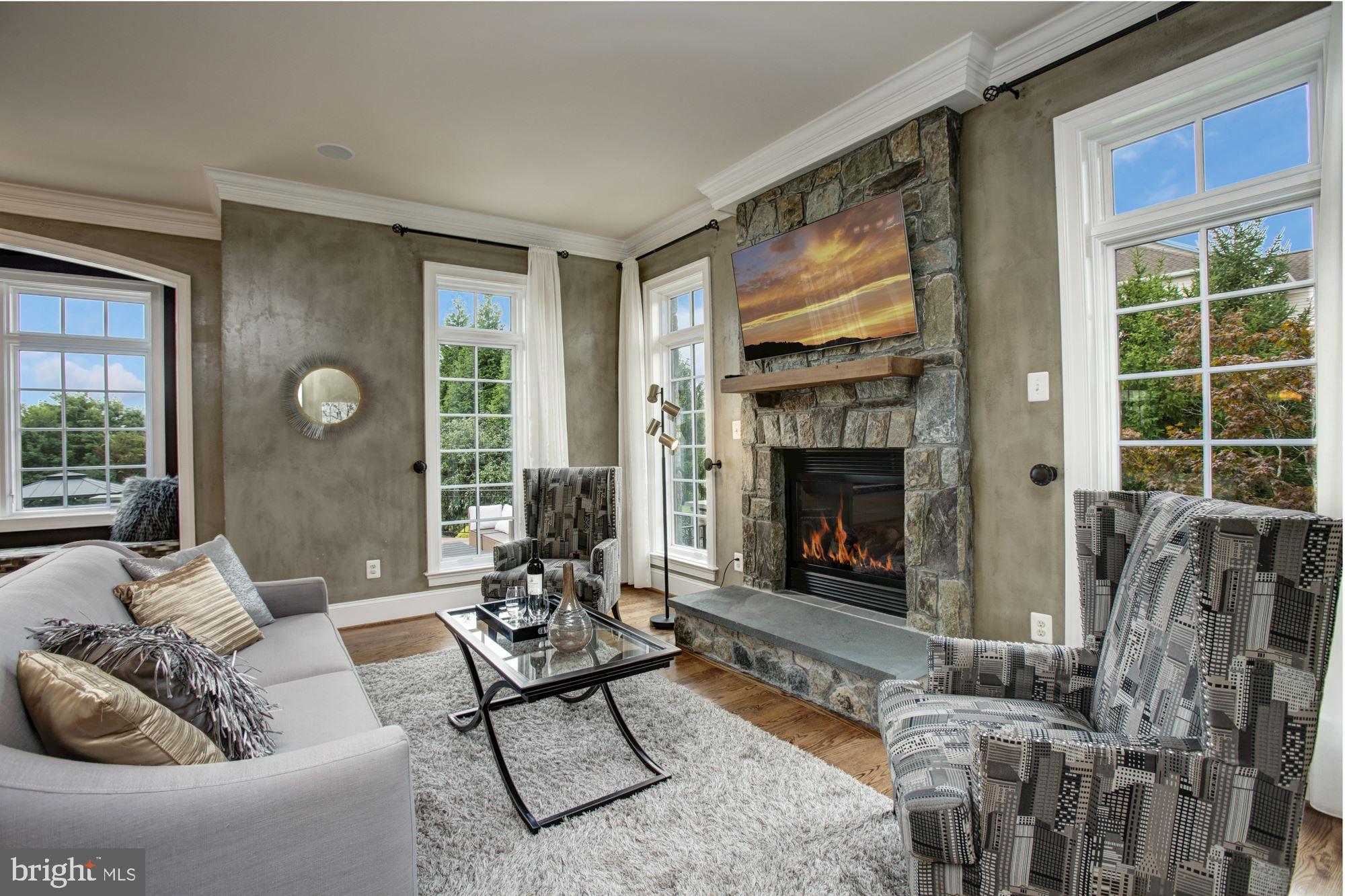 FOX MEADOW - Residential