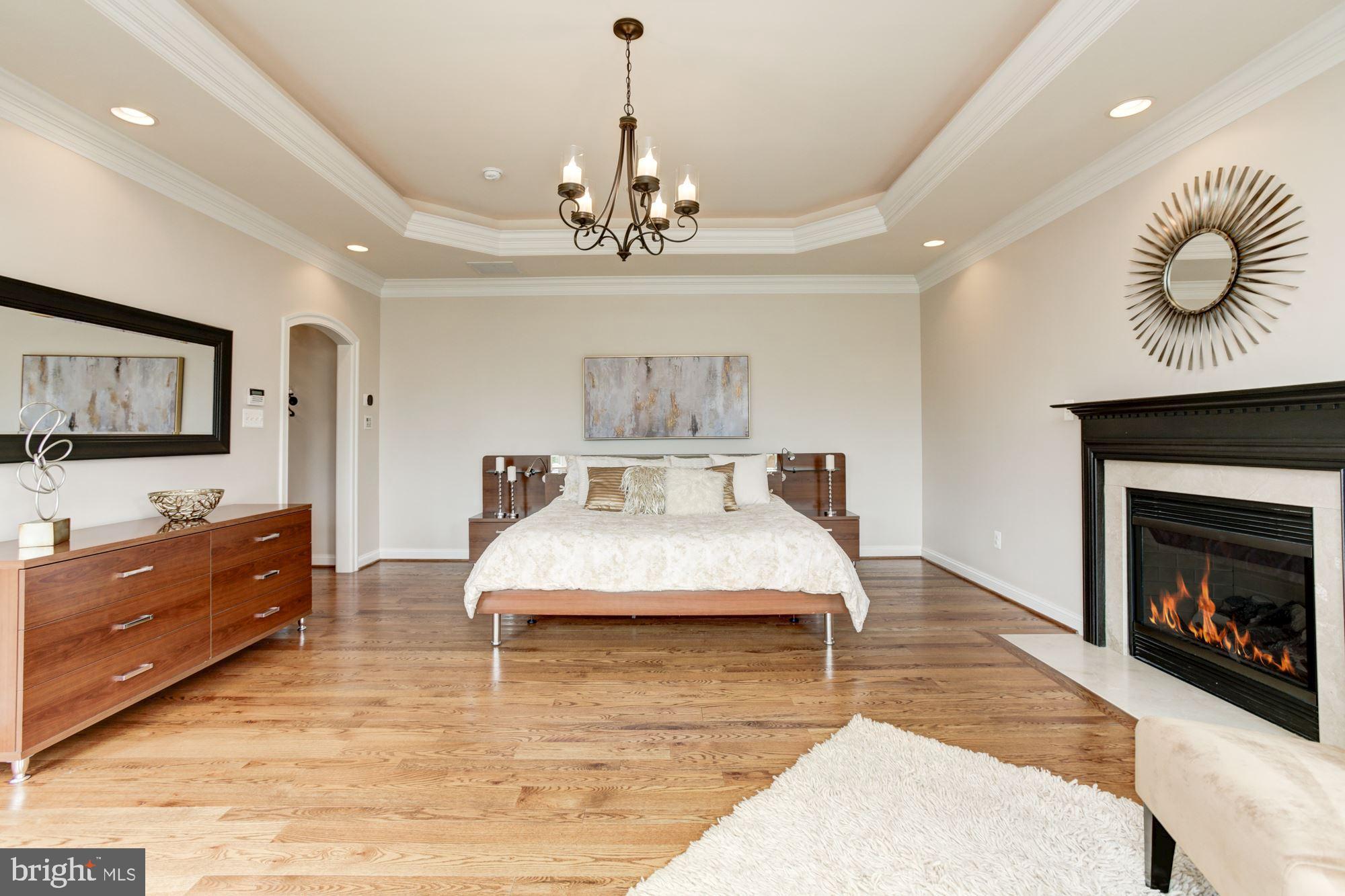 FOX MEADOW - Residential