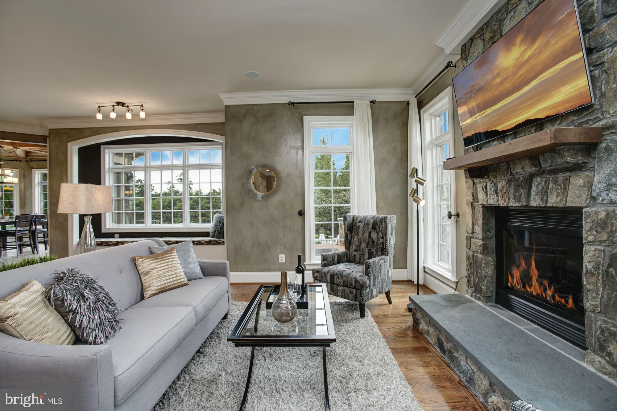 FOX MEADOW - Residential