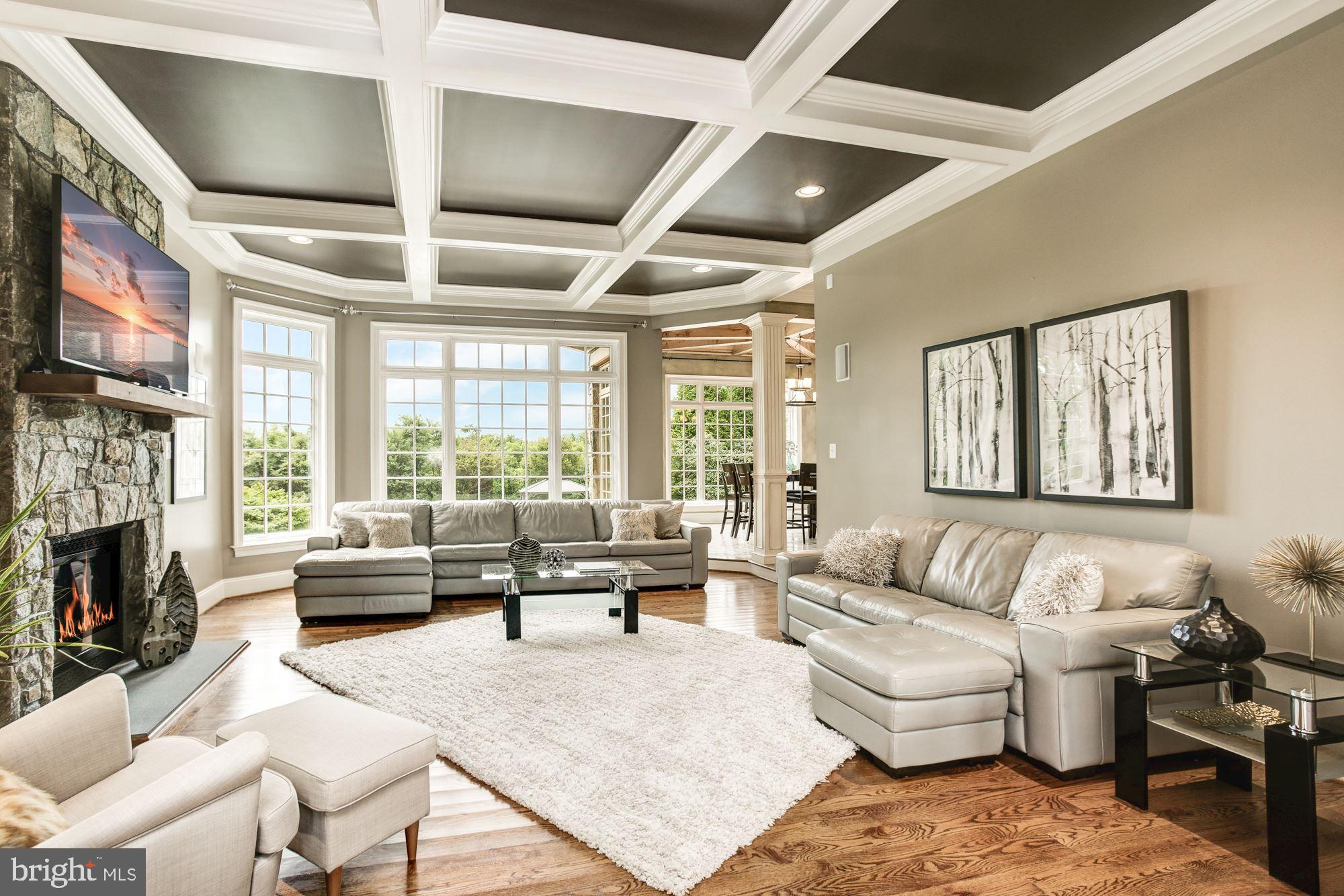 FOX MEADOW - Residential