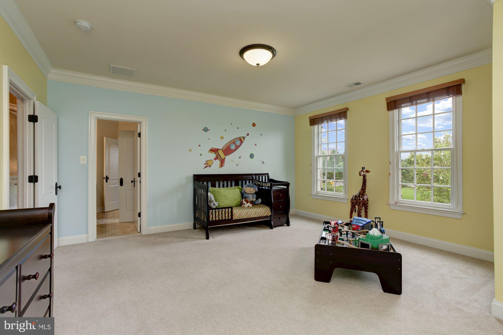 FOX MEADOW - Residential