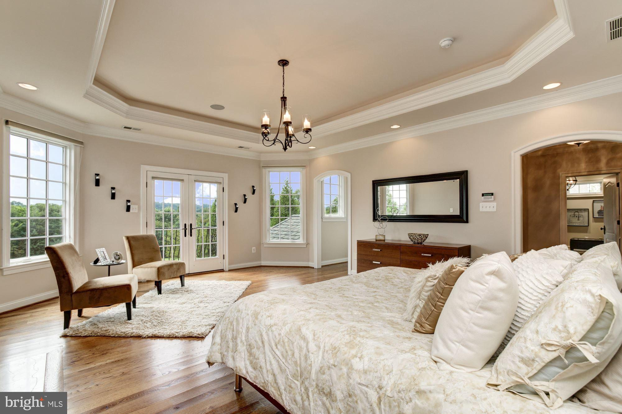 FOX MEADOW - Residential