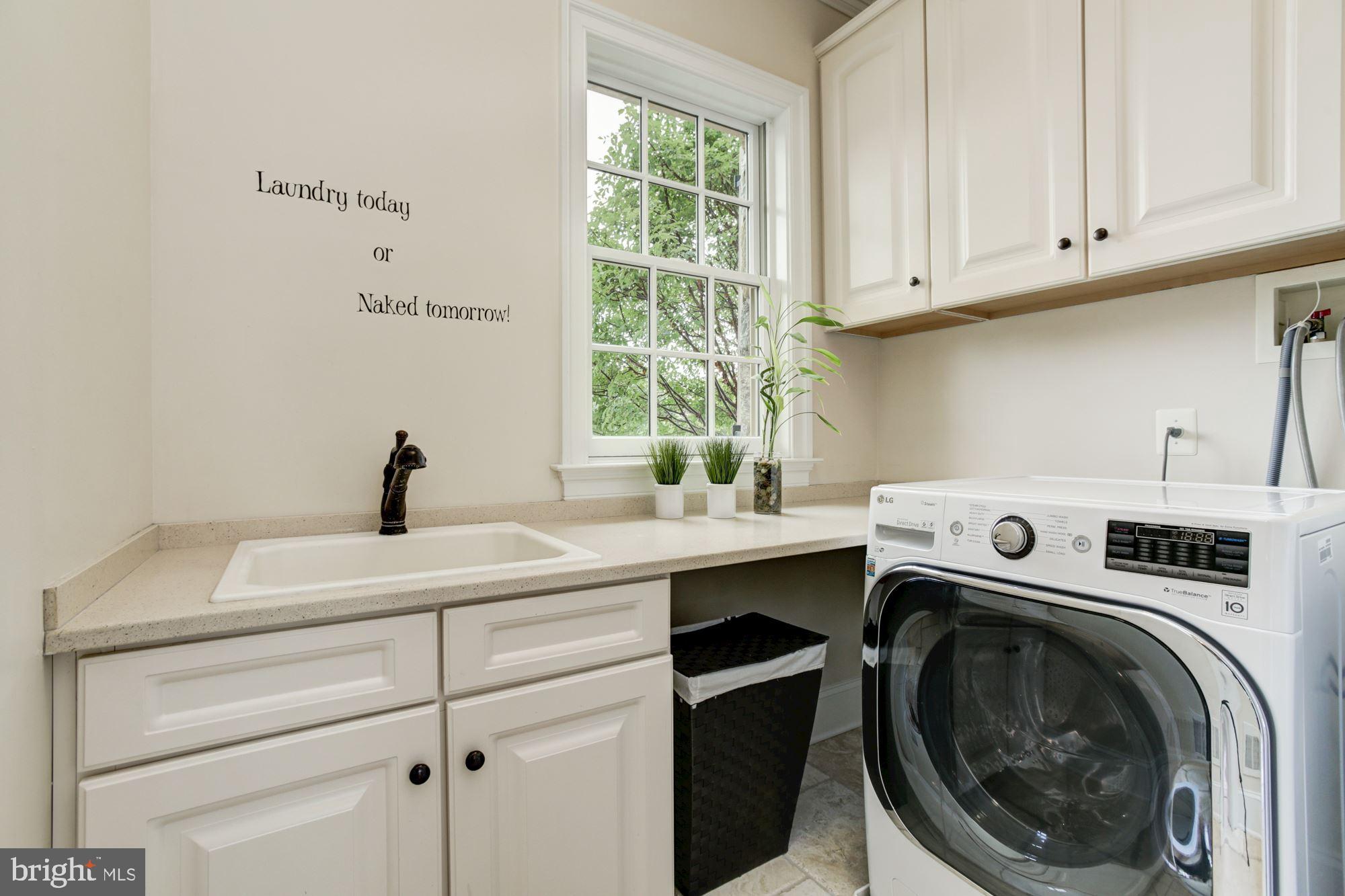 FOX MEADOW - Residential