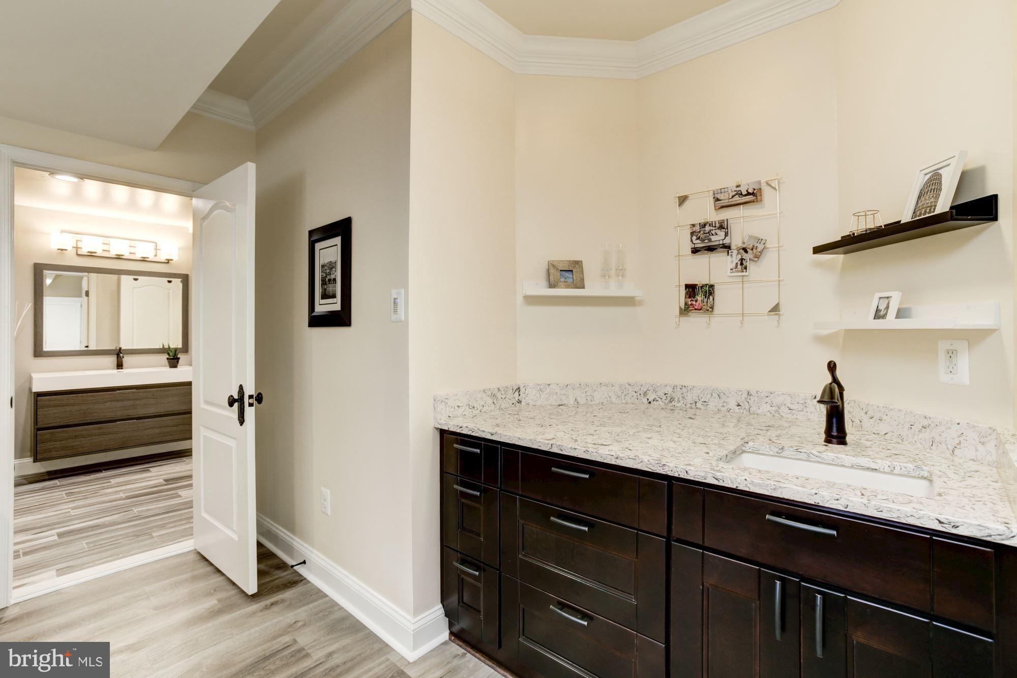 FOX MEADOW - Residential