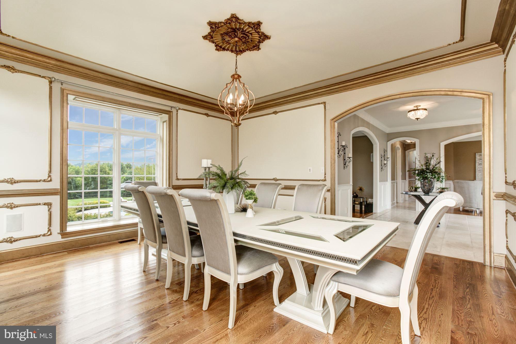 FOX MEADOW - Residential