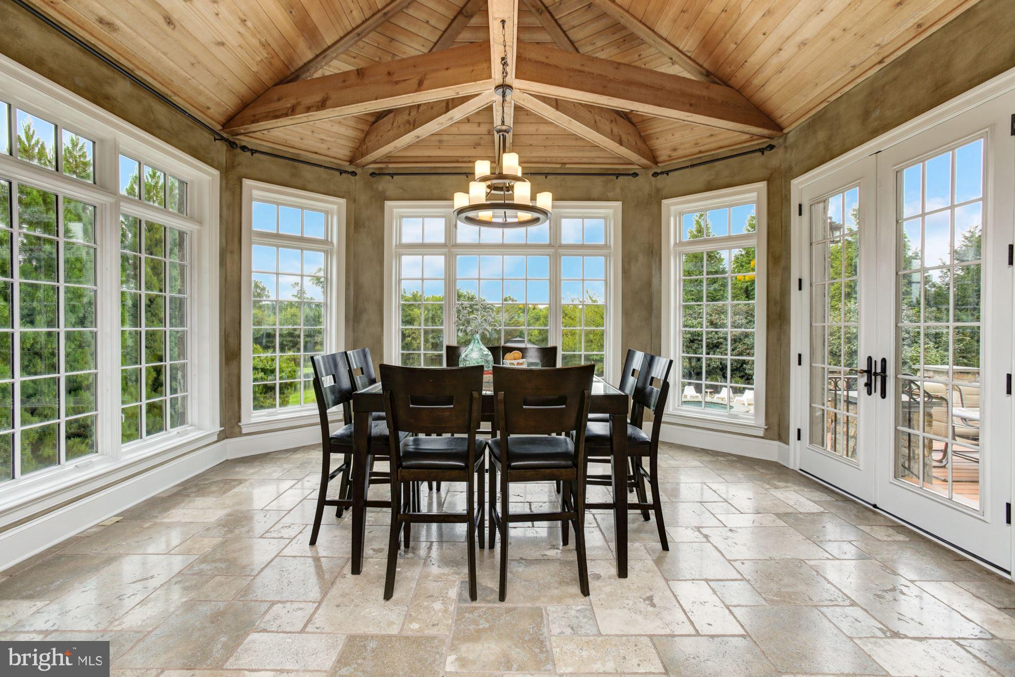 FOX MEADOW - Residential