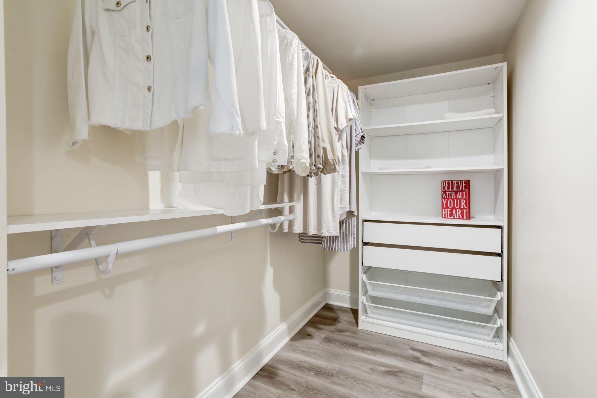 FOX MEADOW - Residential