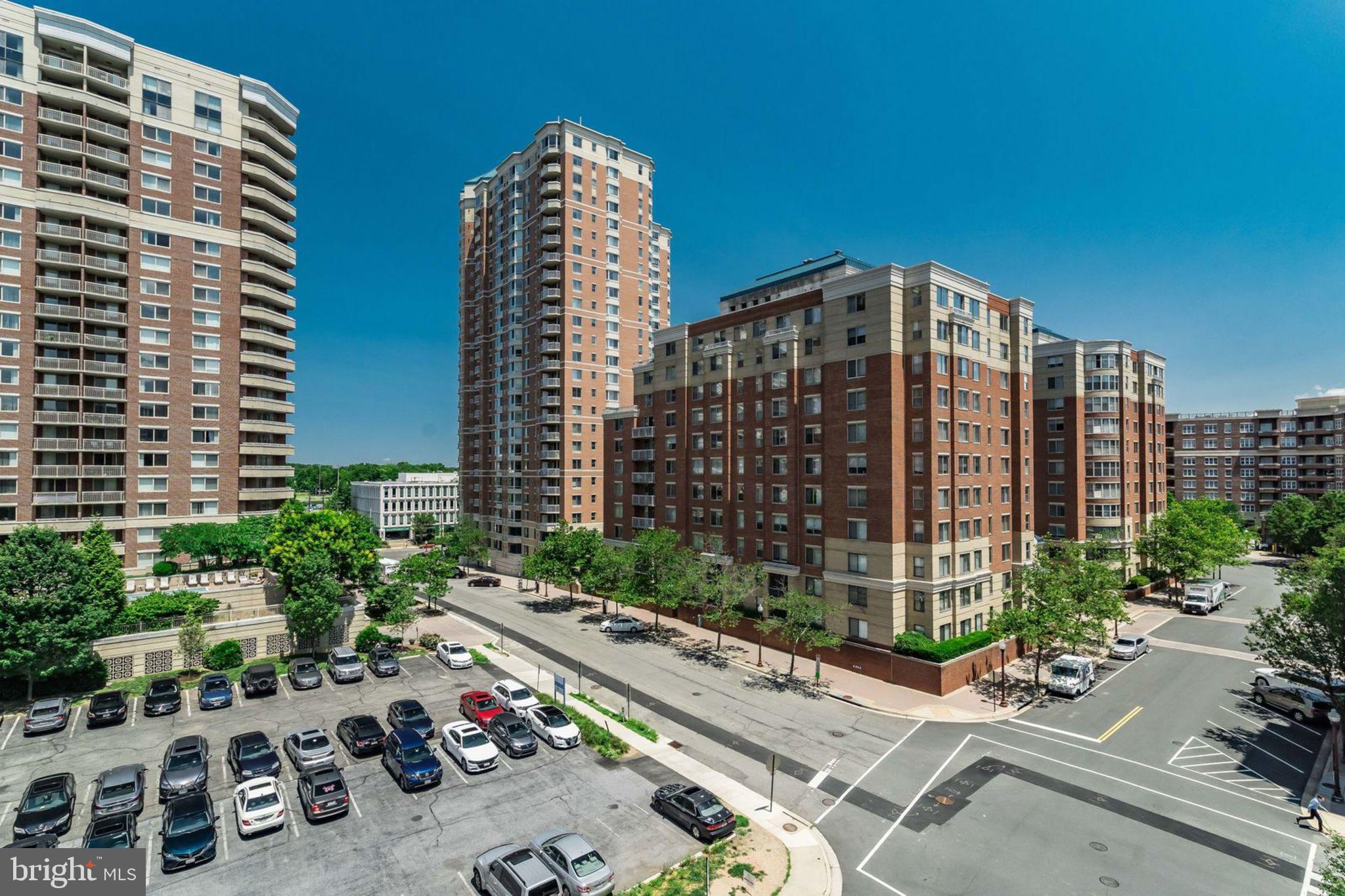 BALLSTON 880 - Residential