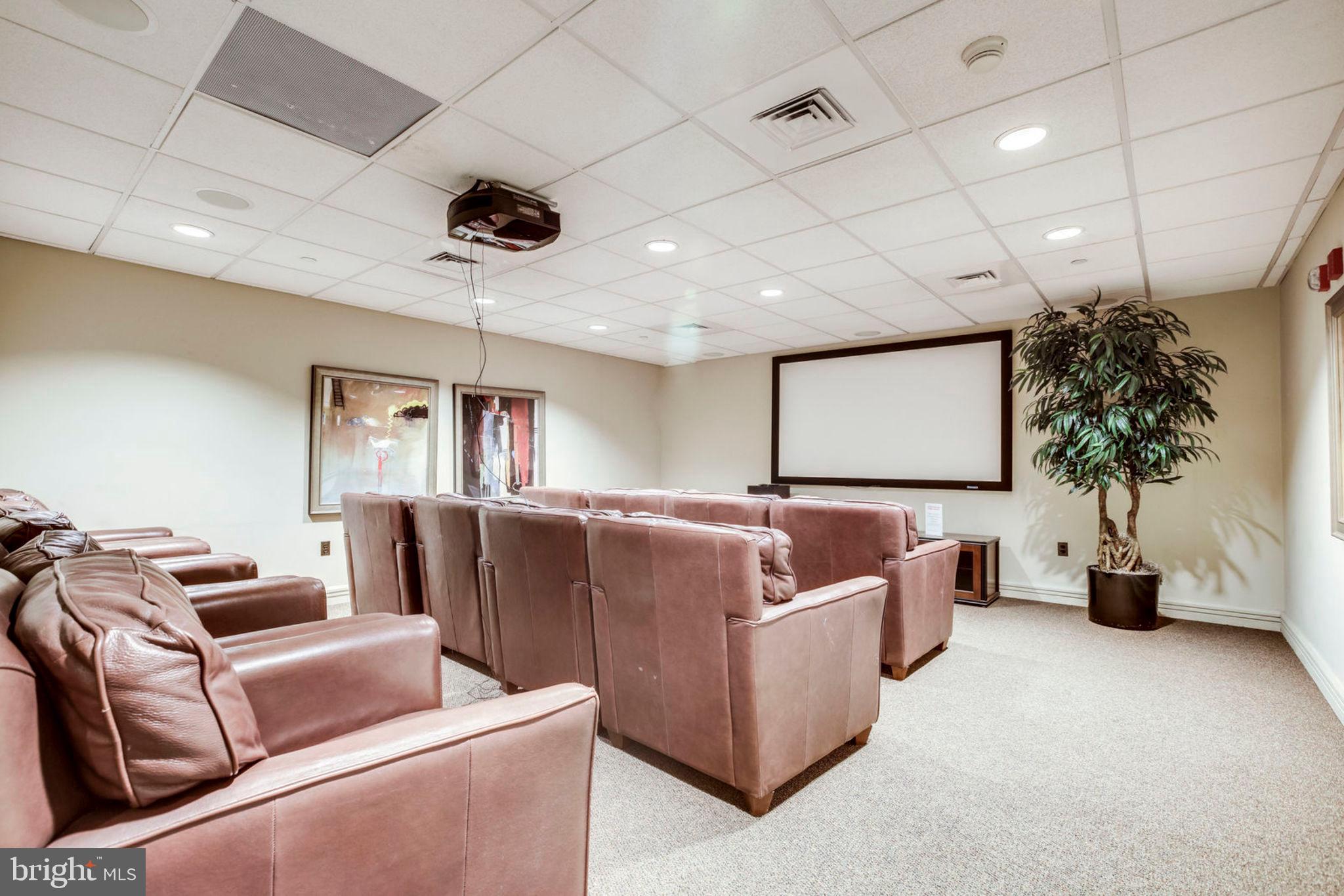 BALLSTON 880 - Residential