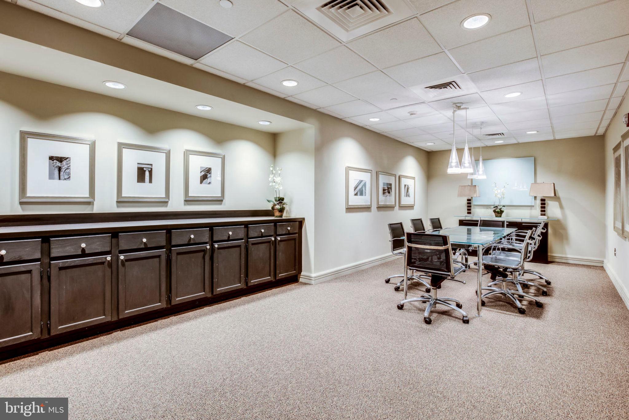 BALLSTON 880 - Residential