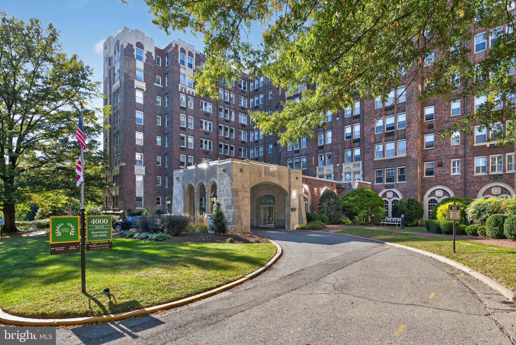 4000 CATHEDRAL AVENUE NW 017B