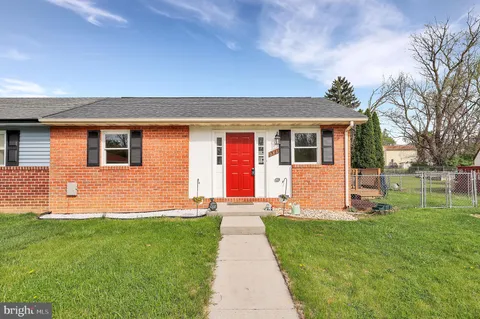 386 Yorkshire Drive, Hagerstown, MD MLS: MDWA2028126