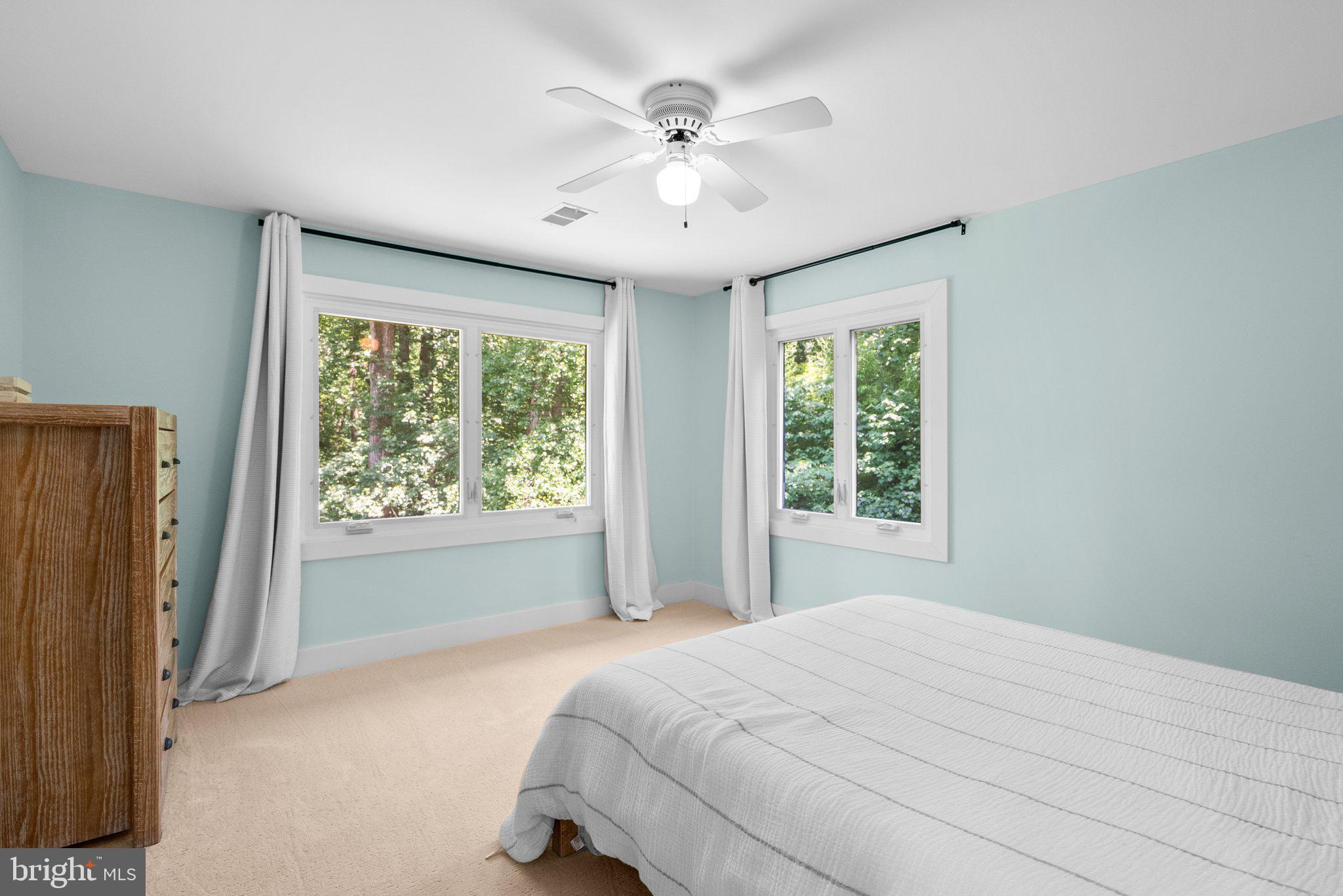 POTOMAC MANOR - Residential