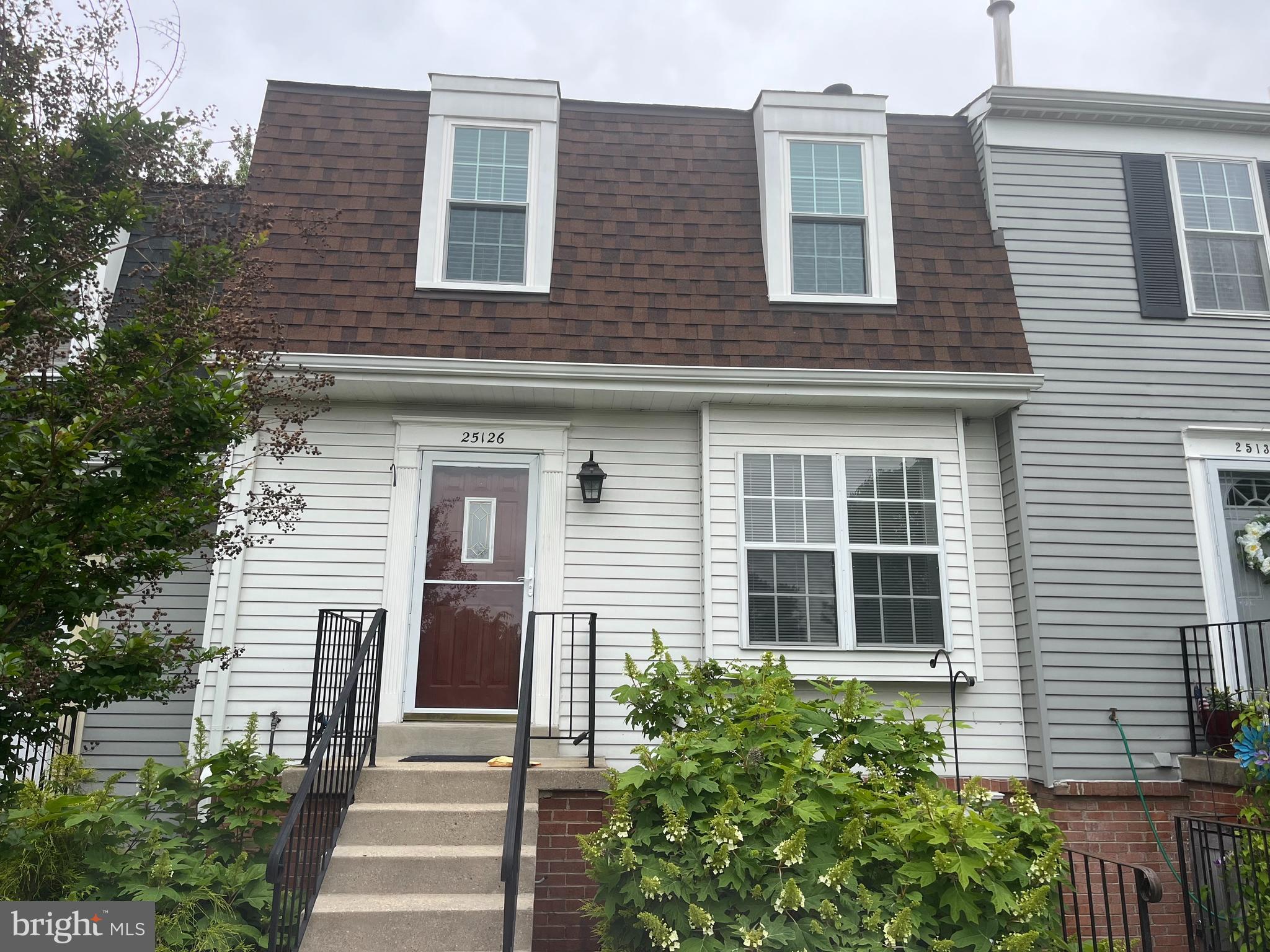 GREENHILLS - Residential Lease